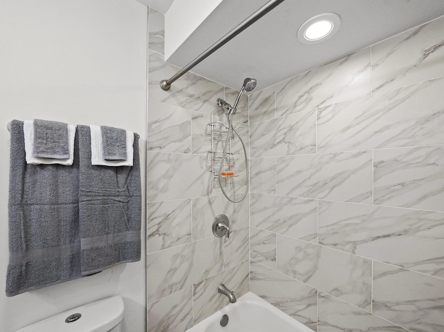 3604 Tee Court North Crete, IL 60417 - Photo 27 of 37 a bathroom with a shower toilet and sink