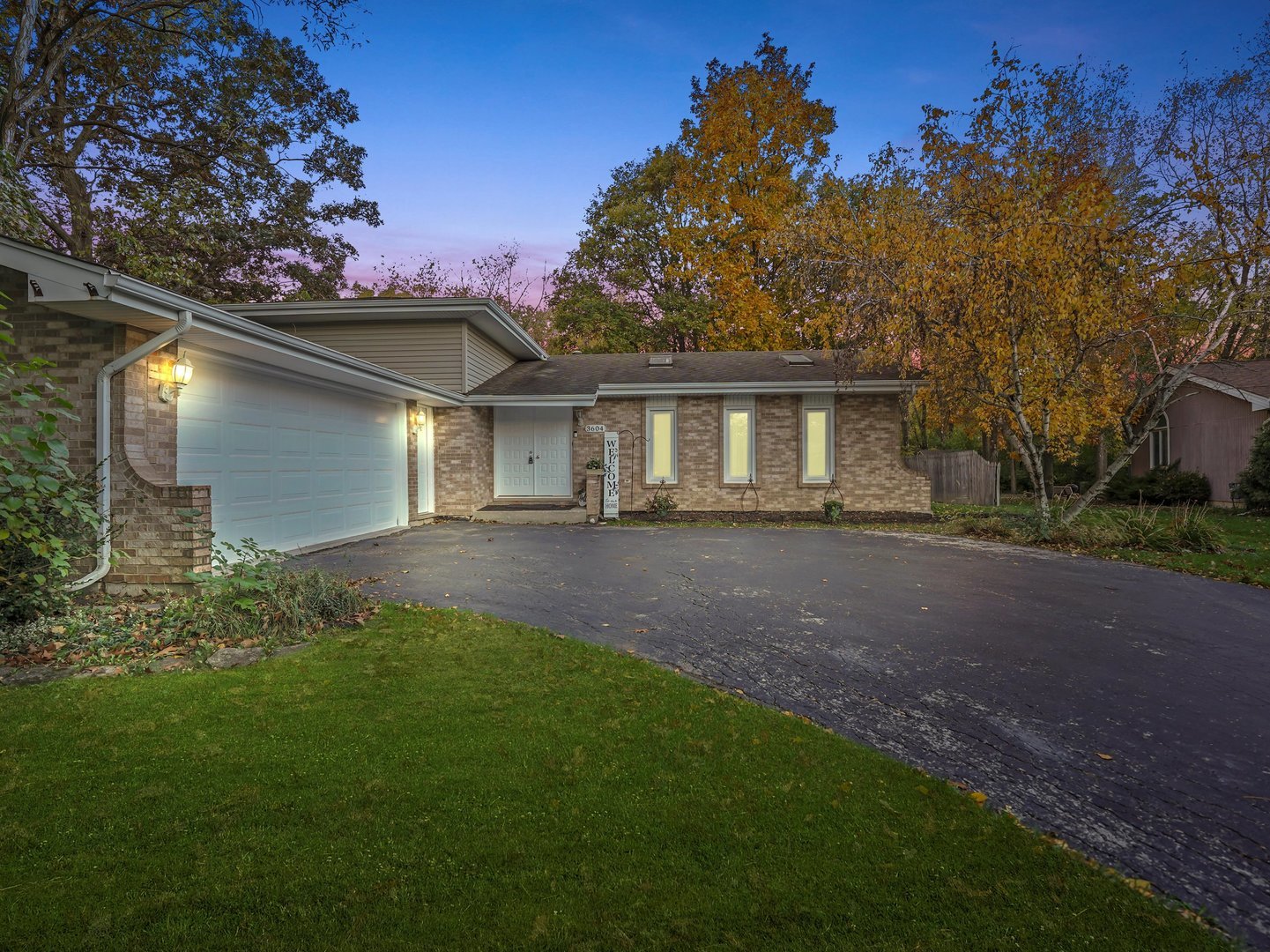 3604 Tee Court North Crete, IL 60417 - Photo 37 of 37 a front view of a house with a garden