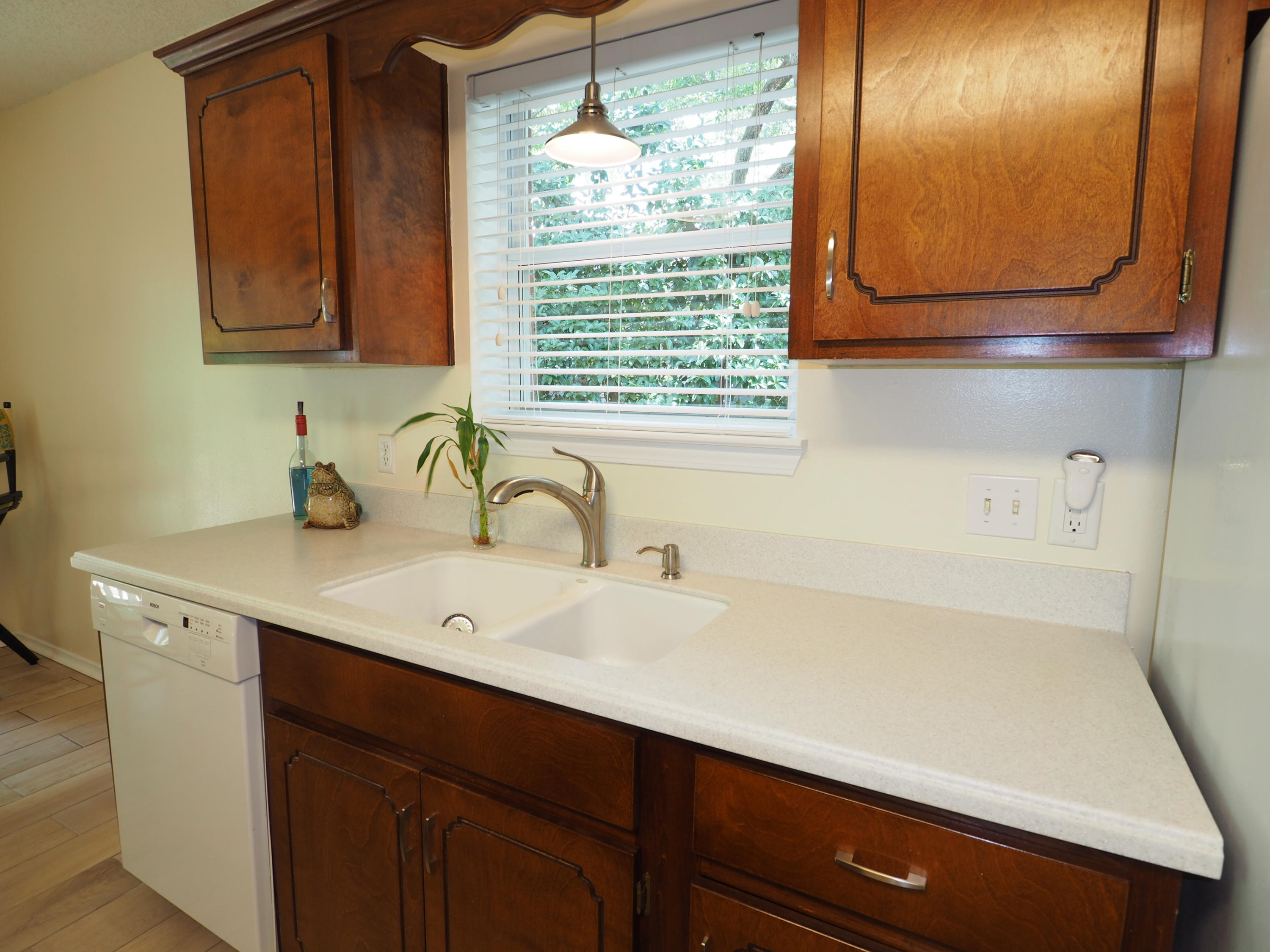 2803 Ram Lane Crestview, FL 32539 - Photo 10 of 35 a bathroom with a sink and a mirror