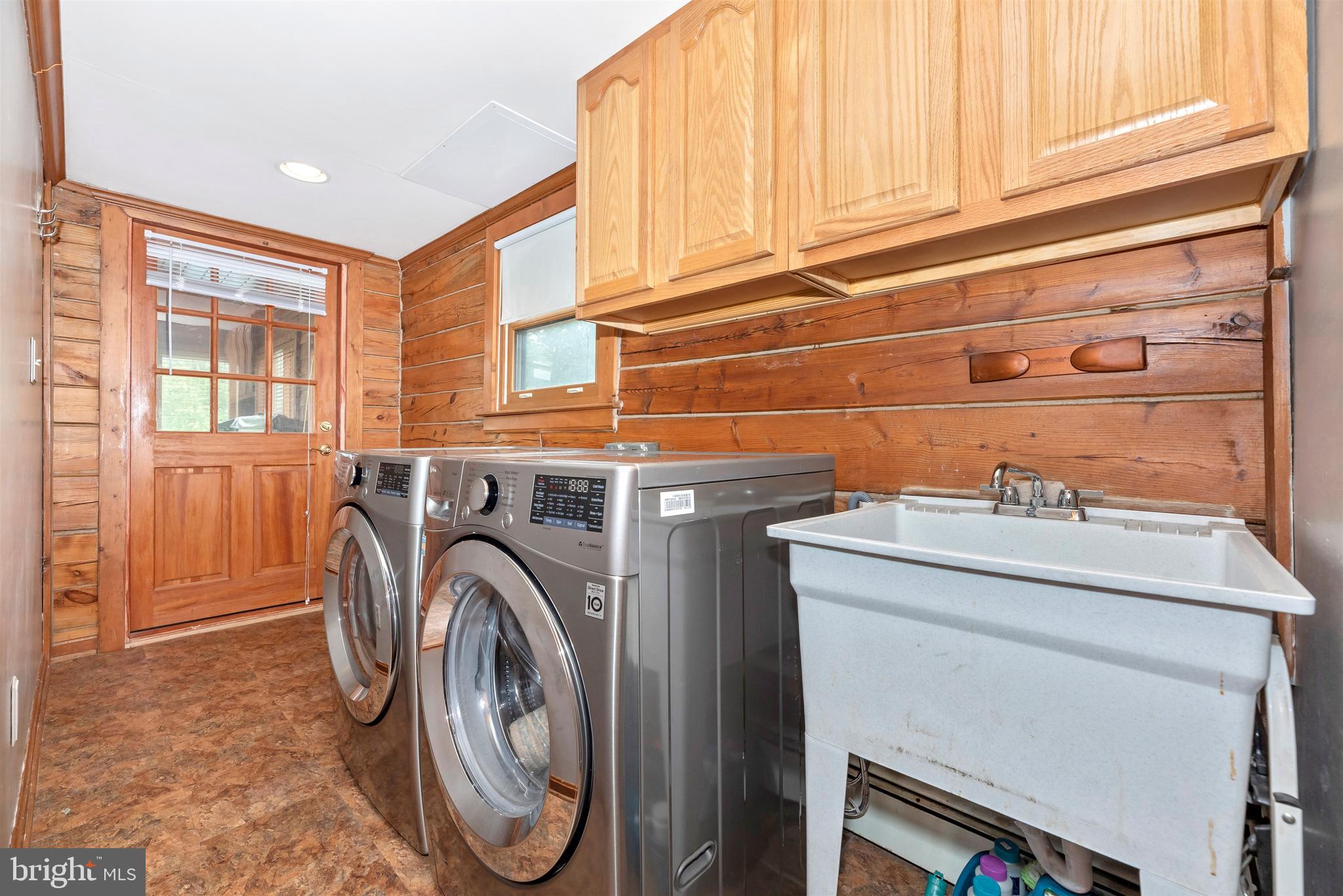 8399 Mapleville Road Mount Airy, MD 21771 - Photo 24 of 64 First floor laundry room.