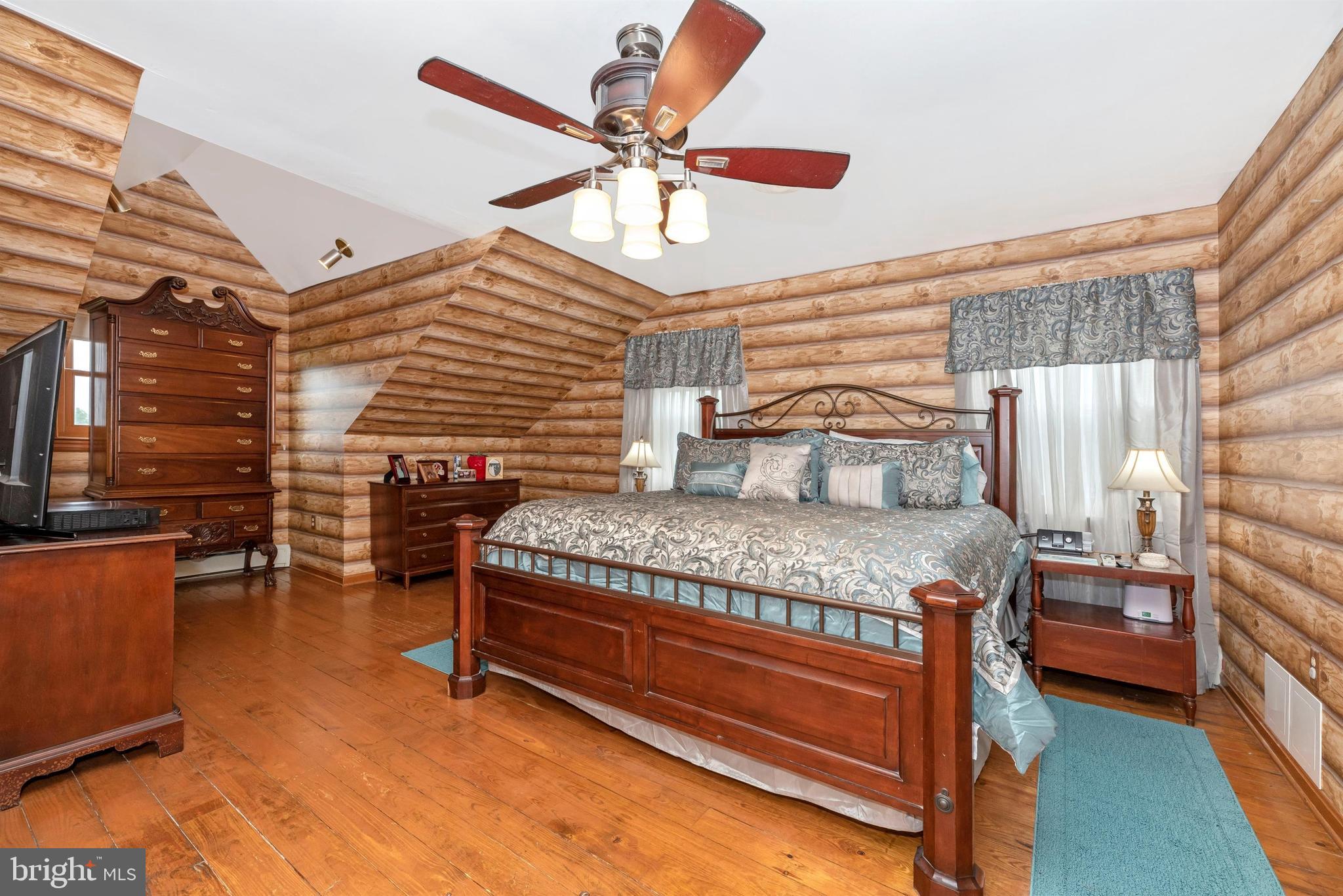 8399 Mapleville Road Mount Airy, MD 21771 - Photo 28 of 64 Amazing woodwork!