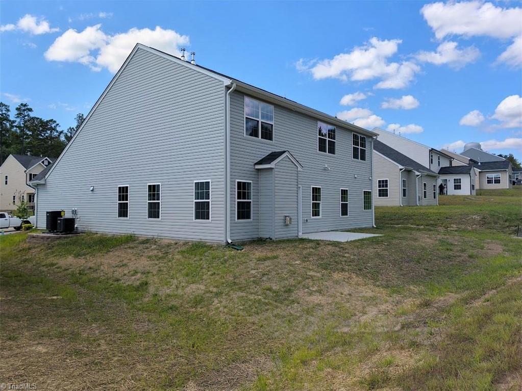 4094 Stallion Street High Point, NC 27262 - Photo 3 of 31