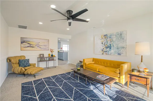 $310,000 | 13010 West 99th Street, Lenexa, KS 66215