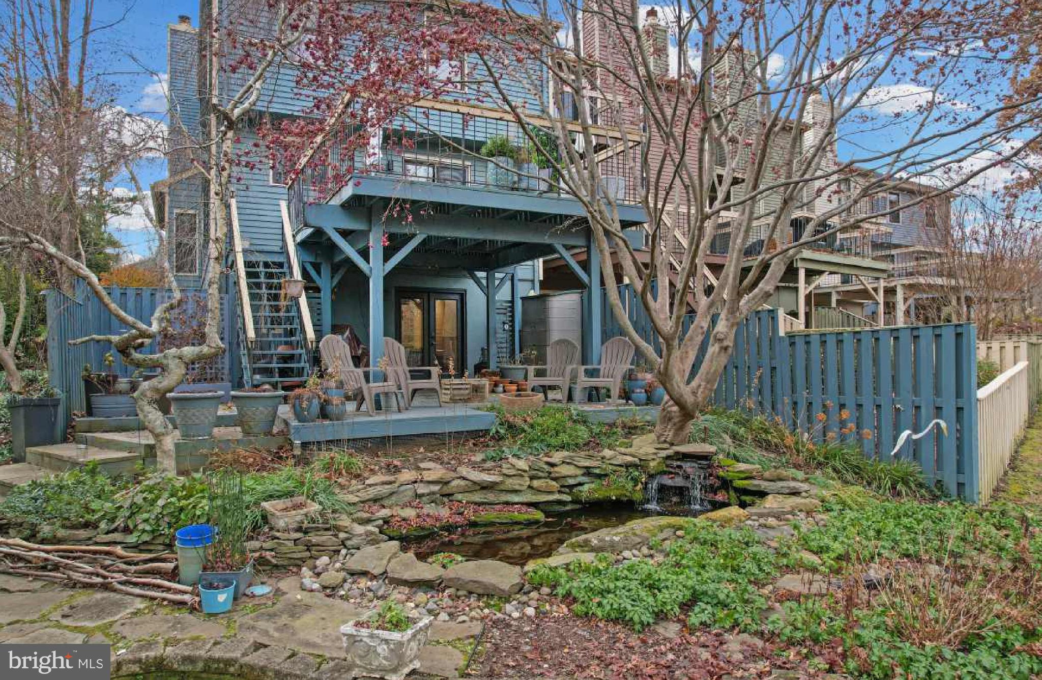 518 Fawns Walk Annapolis, MD 21409 - Photo 16 of 29 a front view of a house with garden