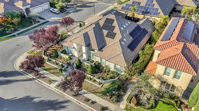 $1,080,000 | 2096 East Olympic Avenue, Fresno, CA 93730