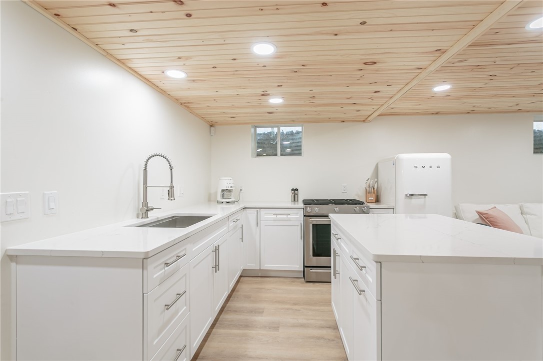 12 Auburndale Pittsford, NY 14534 - Photo 39 of 48