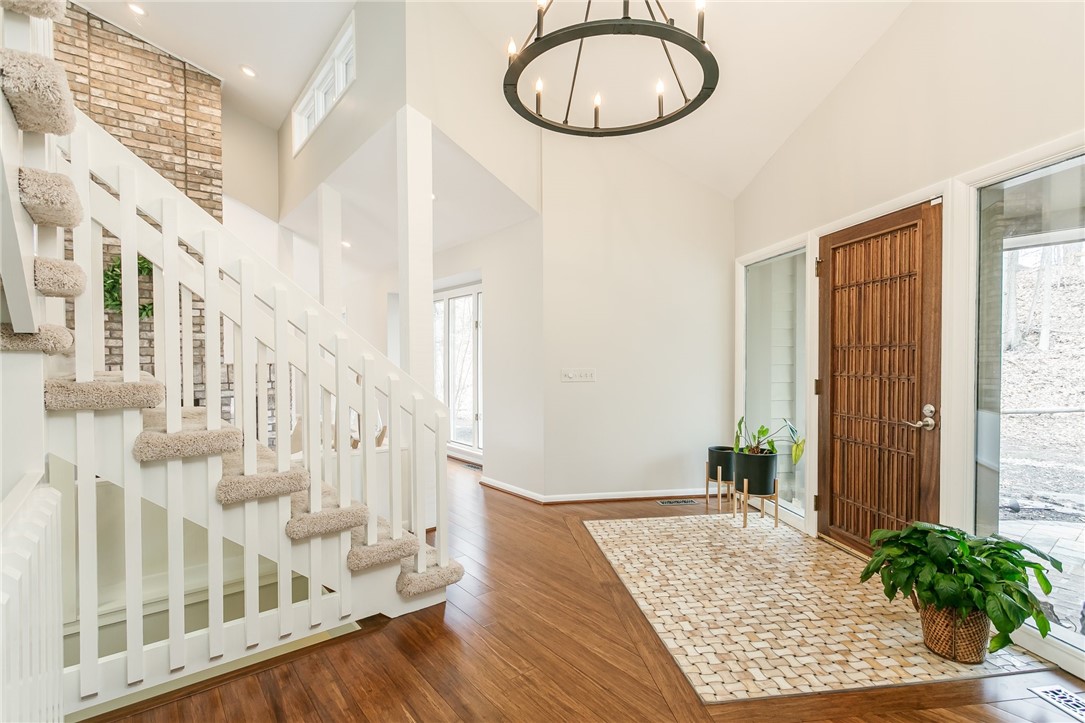 12 Auburndale Pittsford, NY 14534 - Photo 4 of 48