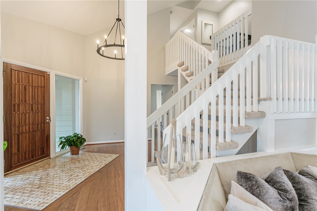 12 Auburndale Pittsford, NY 14534 - Photo 6 of 48