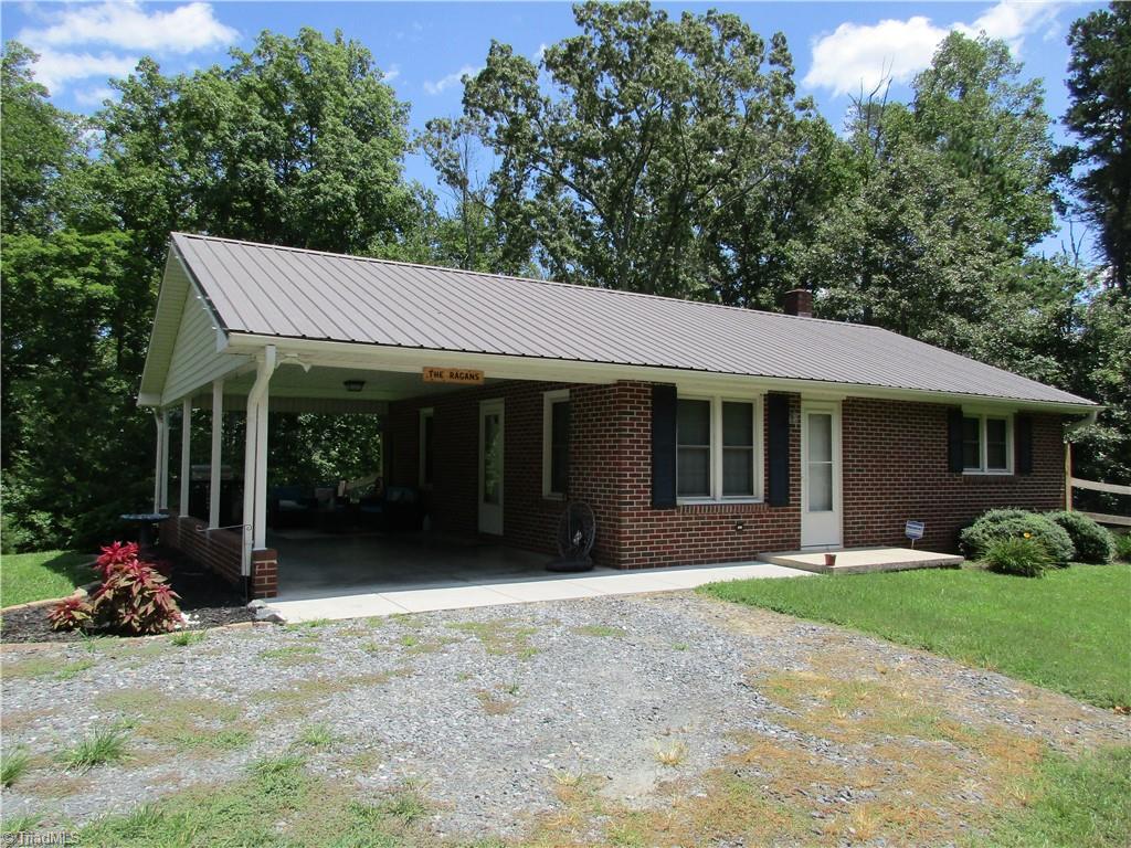 1422 Hawkins Road Germanton, NC 27019 - Photo 5 of 38