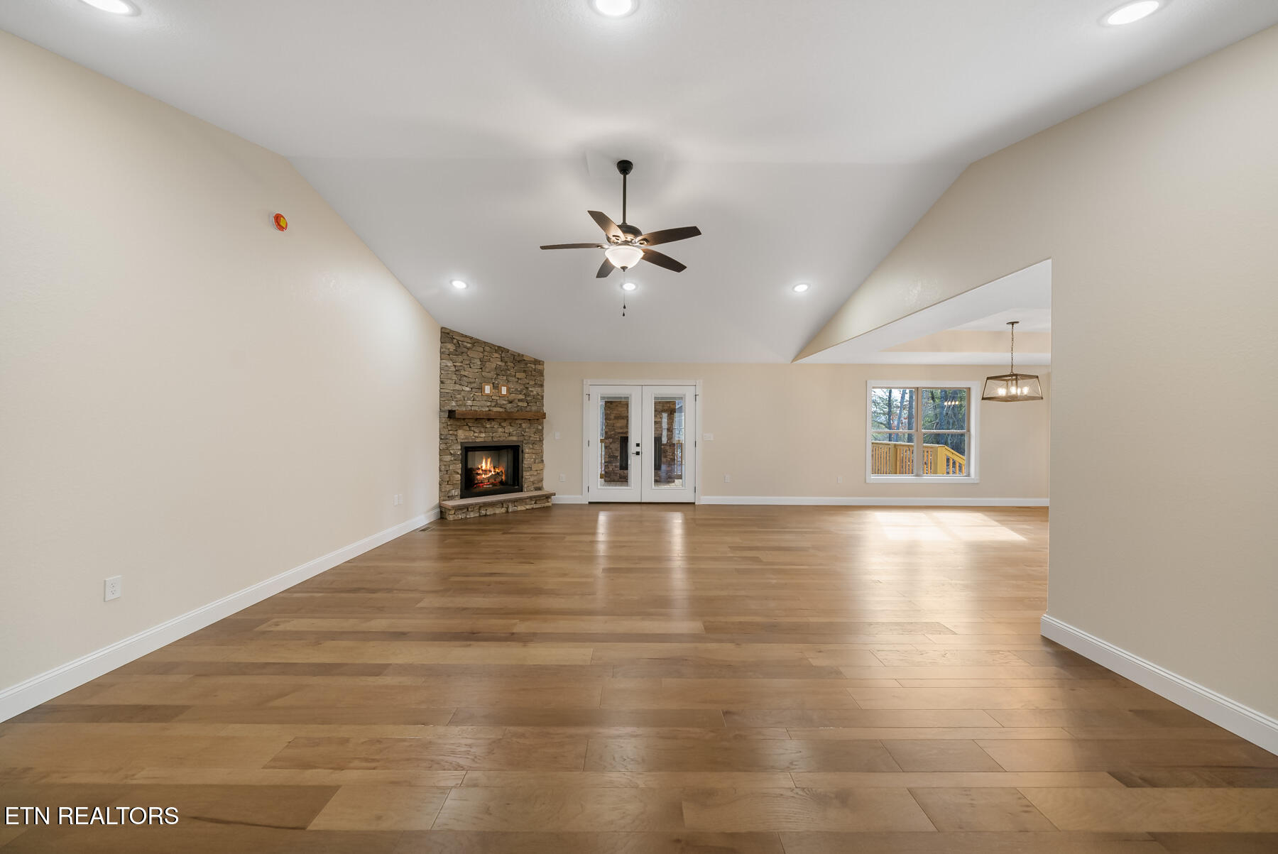 140 Windsor Road Fairfield Glade, TN 38558 - Photo 11 of 57 09