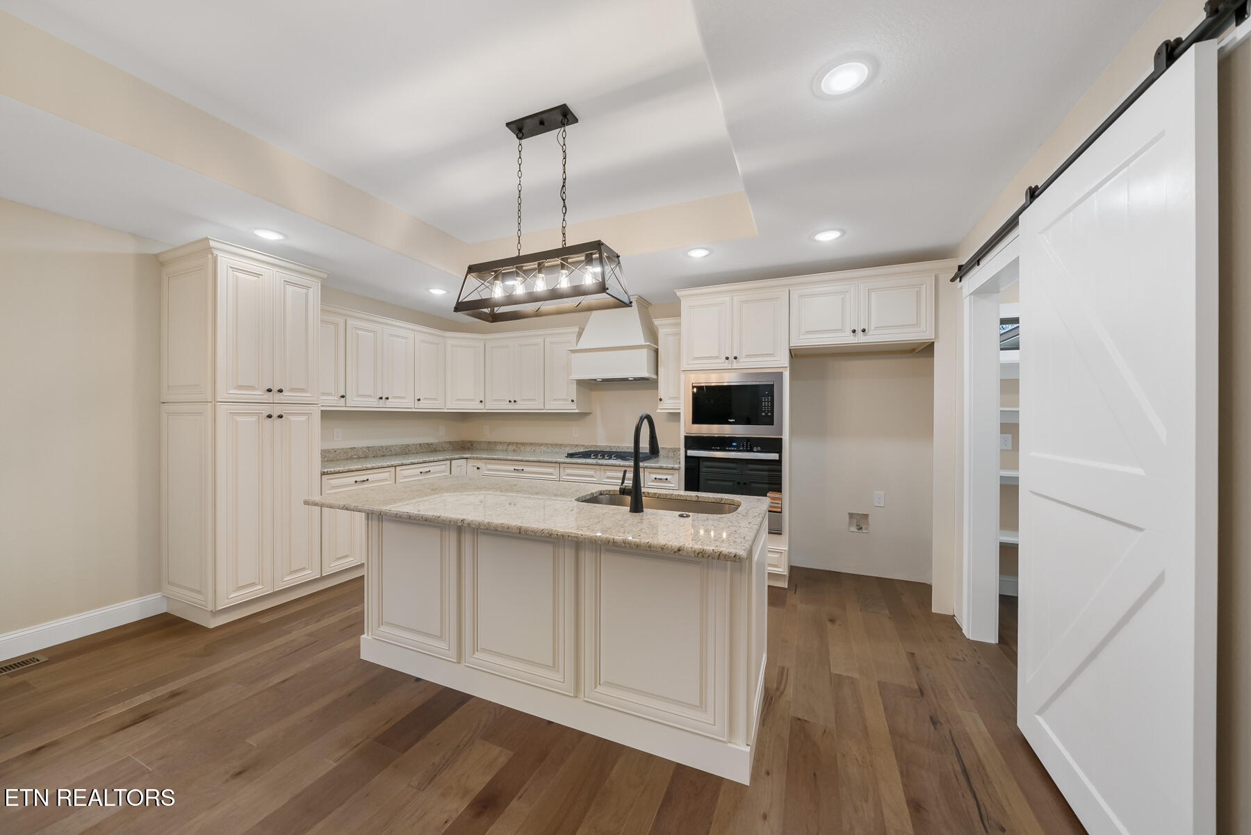 140 Windsor Road Fairfield Glade, TN 38558 - Photo 15 of 57 13