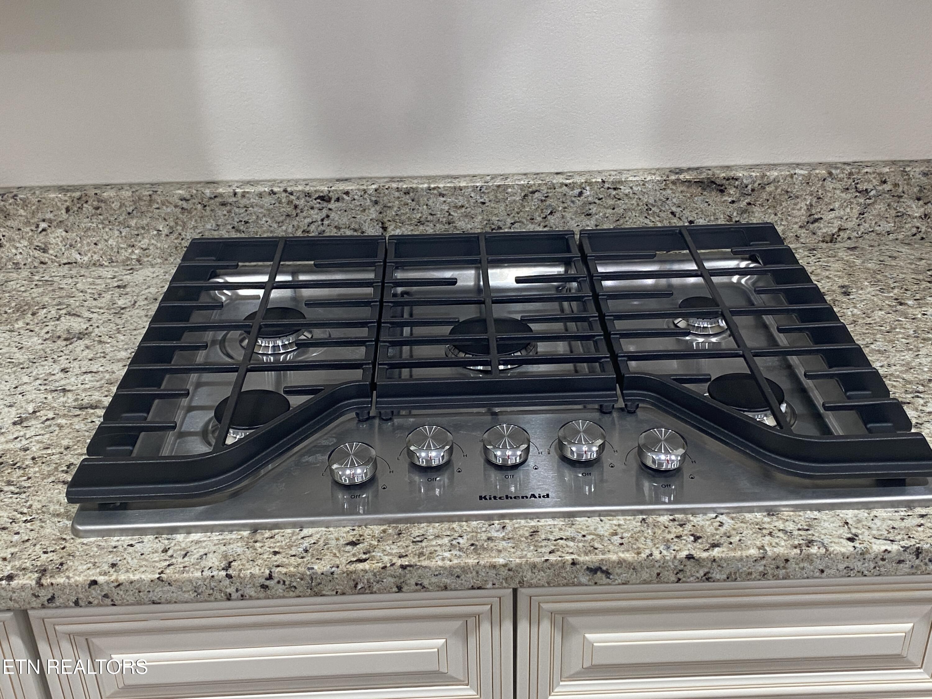 140 Windsor Road Fairfield Glade, TN 38558 - Photo 18 of 57 015