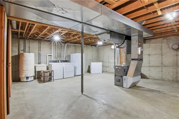 $389,000 | 6904 189th Street, Chippewa Falls, WI 54729