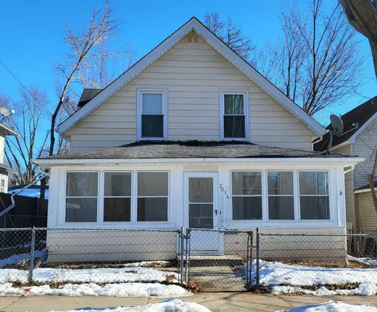 $209,900 | 3014 Russell Avenue North, Minneapolis, MN 55411