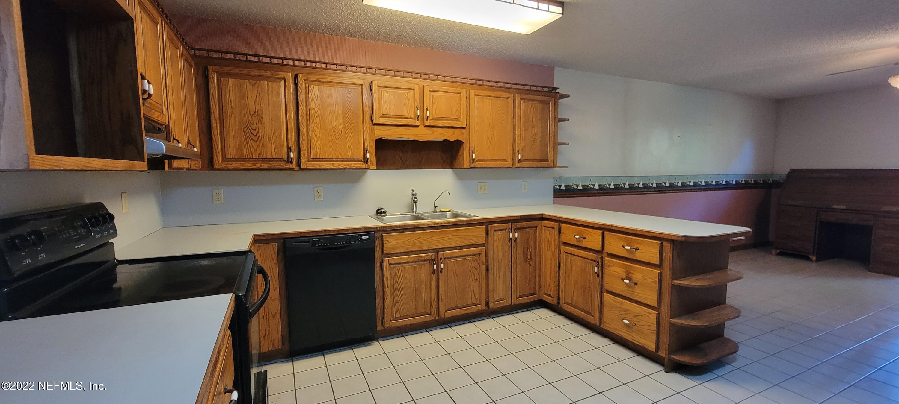 85083 Jamie Road Yulee, FL 32097 - Photo 7 of 23 20220412_152052