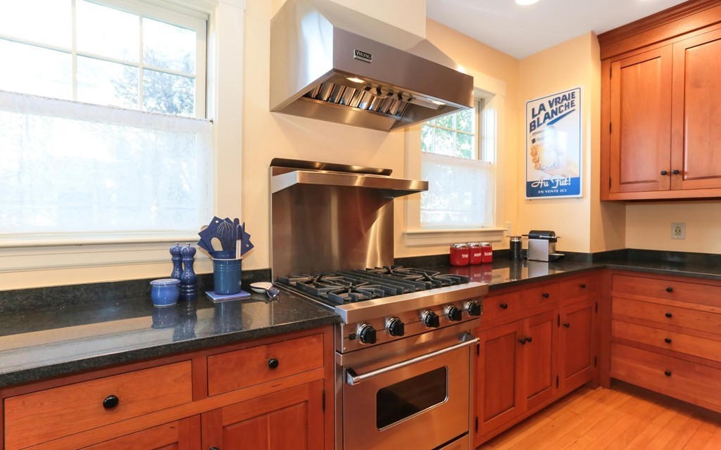 19 Appleton Street Waltham, MA 02453 - Photo 14 of 29 Gallery Image 14