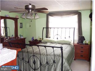 776 Bennington Road Folcroft, PA 19032 - Photo 7 of 12 Bedroom - Main