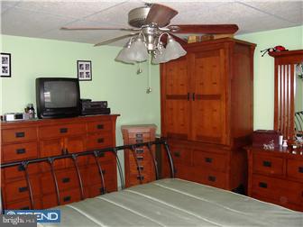 776 Bennington Road Folcroft, PA 19032 - Photo 8 of 12 Bedroom - Main