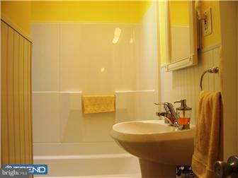 776 Bennington Road Folcroft, PA 19032 - Photo 9 of 12 Bathroom