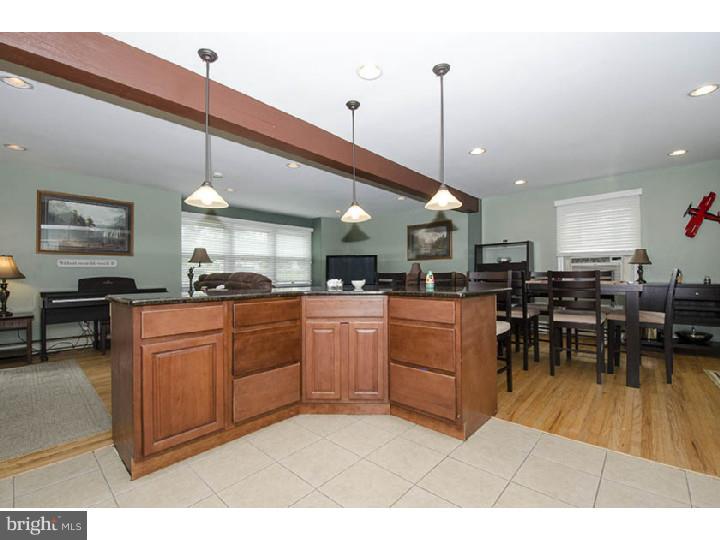 805 Valley Road Havertown, PA 19083 - Photo 4 of 25
