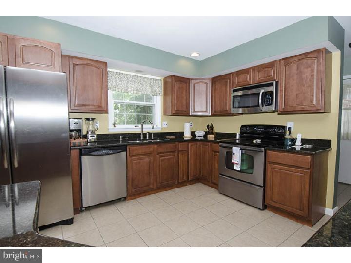 805 Valley Road Havertown, PA 19083 - Photo 6 of 25