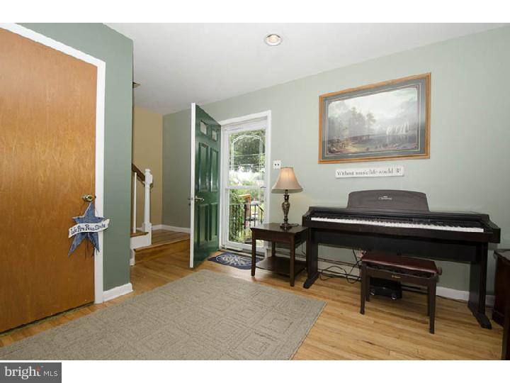 805 Valley Road Havertown, PA 19083 - Photo 10 of 25