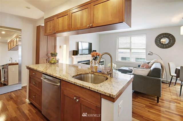 $514,900 | 769 Hayes Street, Unit 502, Seattle, WA 98109