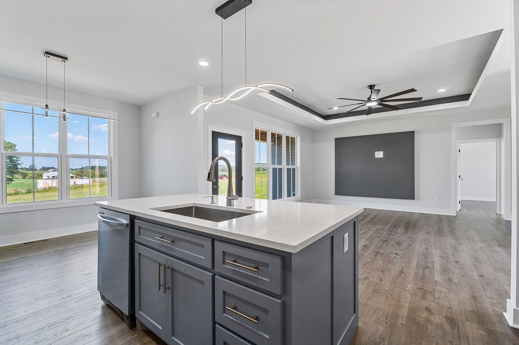 136 Dairy Barn Road Sparta, TN 38583 - Photo 4 of 58