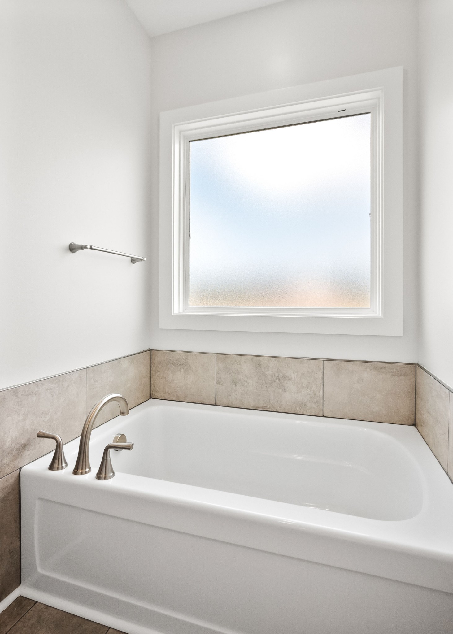 136 Dairy Barn Road Sparta, TN 38583 - Photo 10 of 16 a white bath tub sitting next to a window