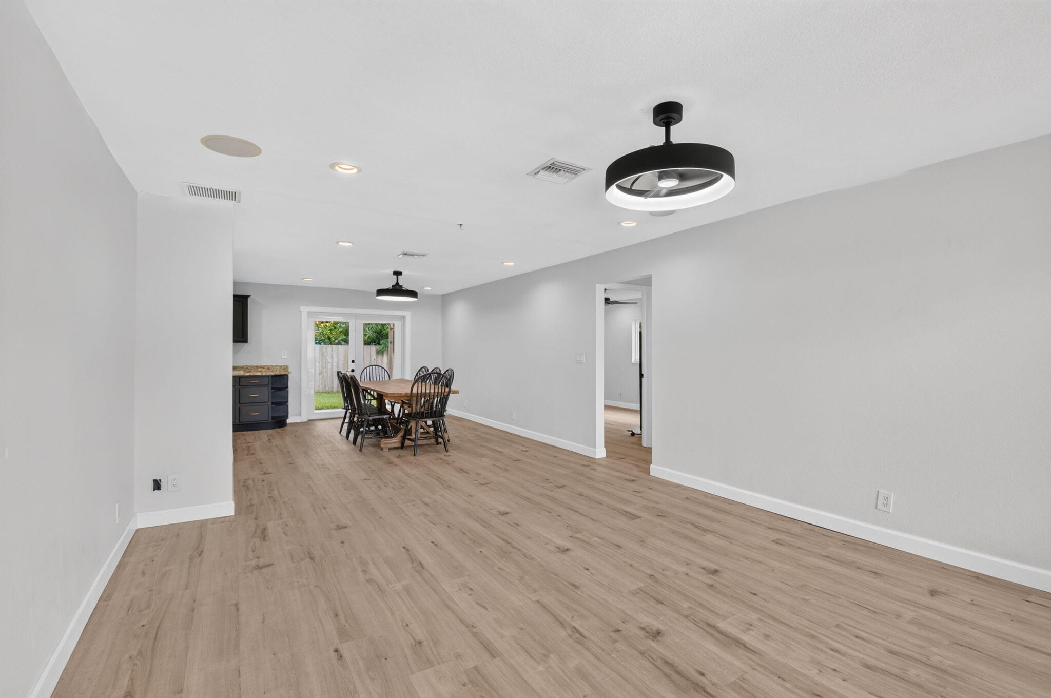 9686 Southwest 2nd Street Boca Raton, FL 33428 - Photo 3 of 20 7-web-or-mls-DSC_9127