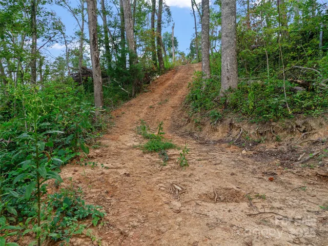 $199,000 | 99999 Youngs Gap Road, Unit NORTH LOT, Fletcher, NC 28732