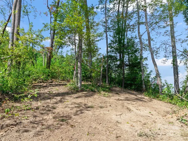 $199,000 | 99999 Youngs Gap Road, Unit NORTH LOT, Fletcher, NC 28732