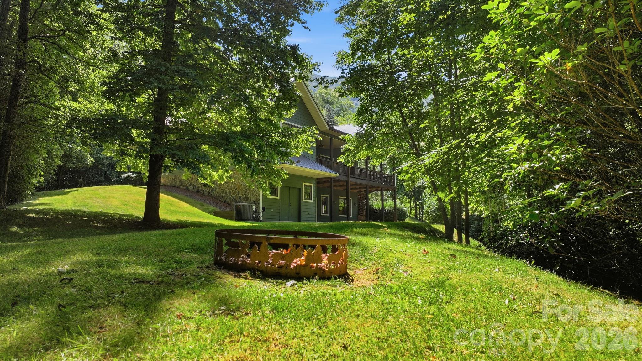 121 Forest Run Road, Unit 121 Whittier, NC 28789 - Photo 4 of 42