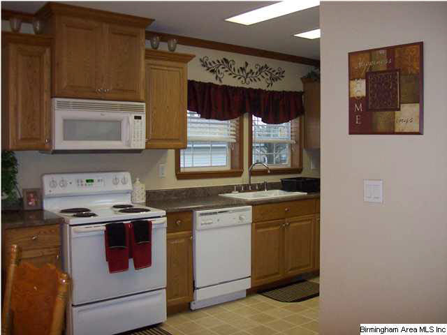 10 Royal Oak Road Jemison, AL 35085 - Photo 7 of 23