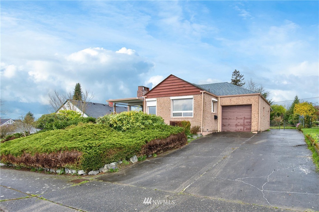 2334 Terrace Street Bremerton, WA 98310 - Photo 1 of 13 Gallery Image 1