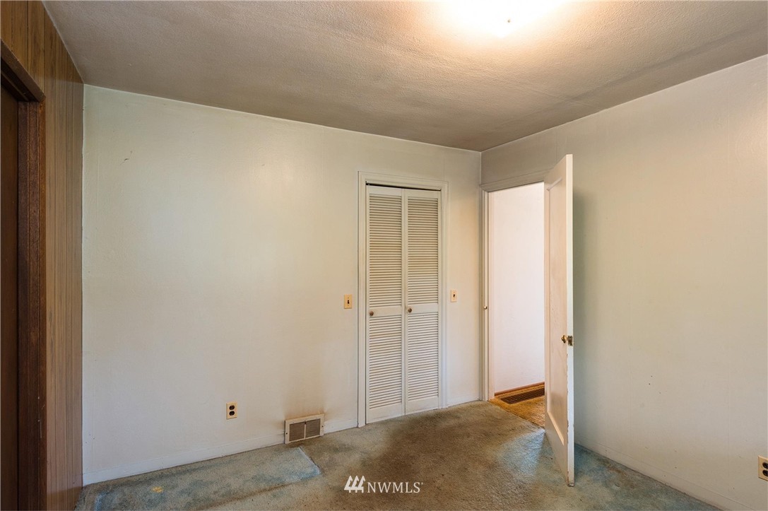 2334 Terrace Street Bremerton, WA 98310 - Photo 11 of 13 Gallery Image 11
