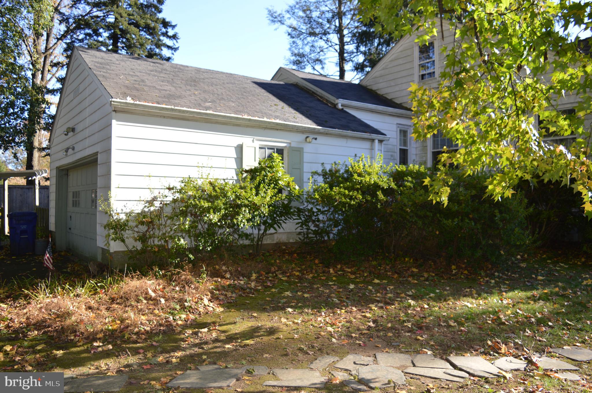 331 Rices Mill Road Wyncote, PA 19095 - Photo 8 of 12