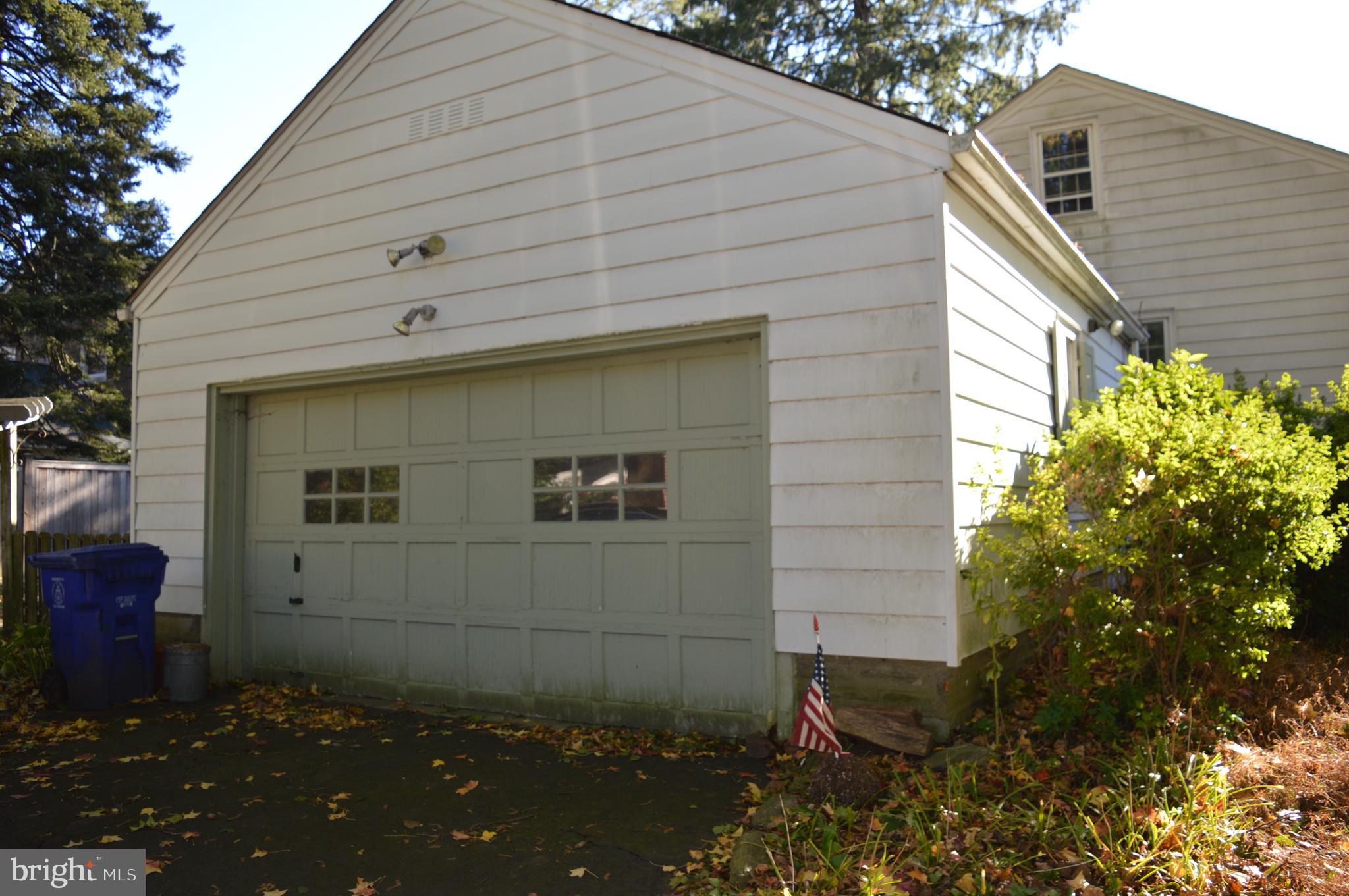 331 Rices Mill Road Wyncote, PA 19095 - Photo 9 of 12