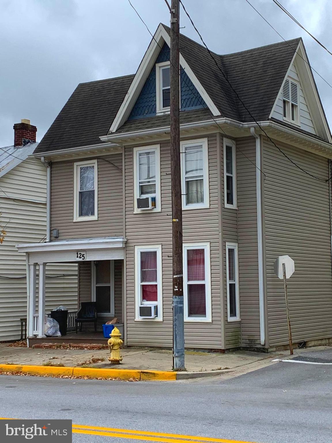 125 West Main Street Westminster, MD 21157 - Photo 2 of 28 Side Road on The Left of Property & Alley All Alon