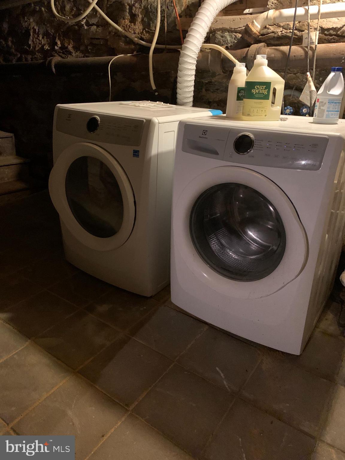 125 West Main Street Westminster, MD 21157 - Photo 13 of 28 Washer & Dryer for 1st floor Aparetment