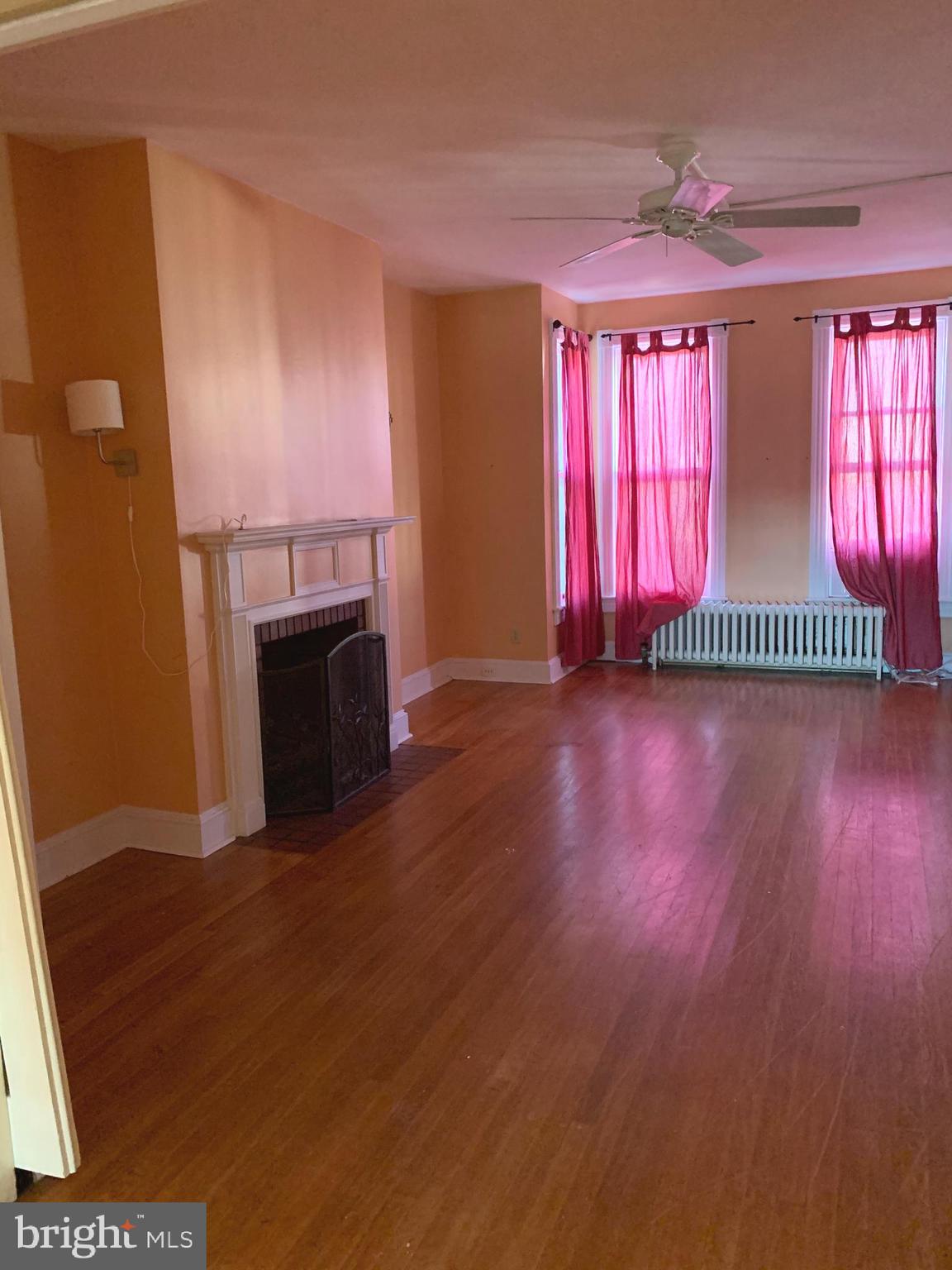 125 West Main Street Westminster, MD 21157 - Photo 4 of 28 Front Room