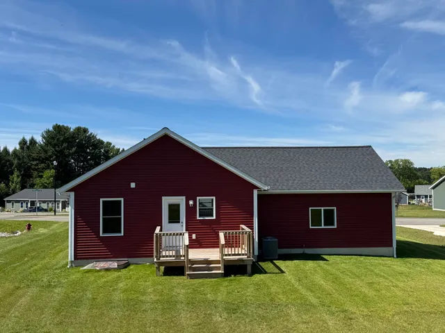 $214,000 | 250 Willowside, Shelby, MI 49455