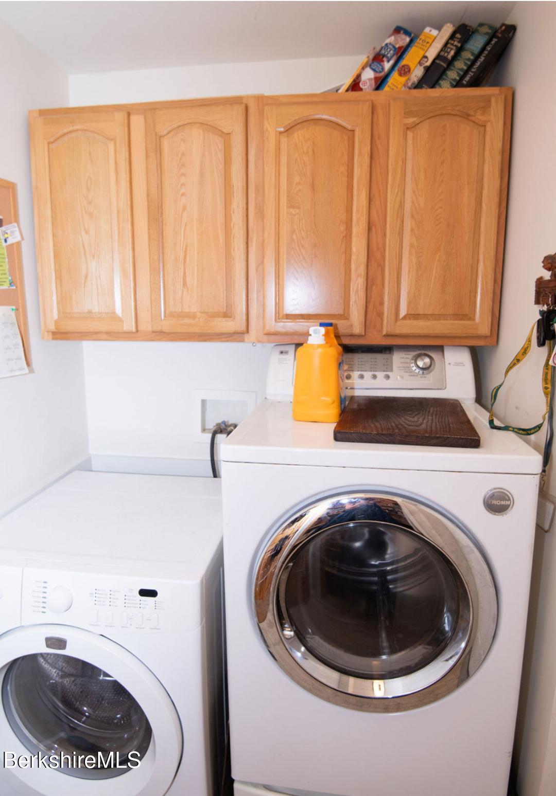 107 Wilderness Way Stephentown, NY 12169 - Photo 23 of 33 a bathroom with a sink a toilet and a bathtub