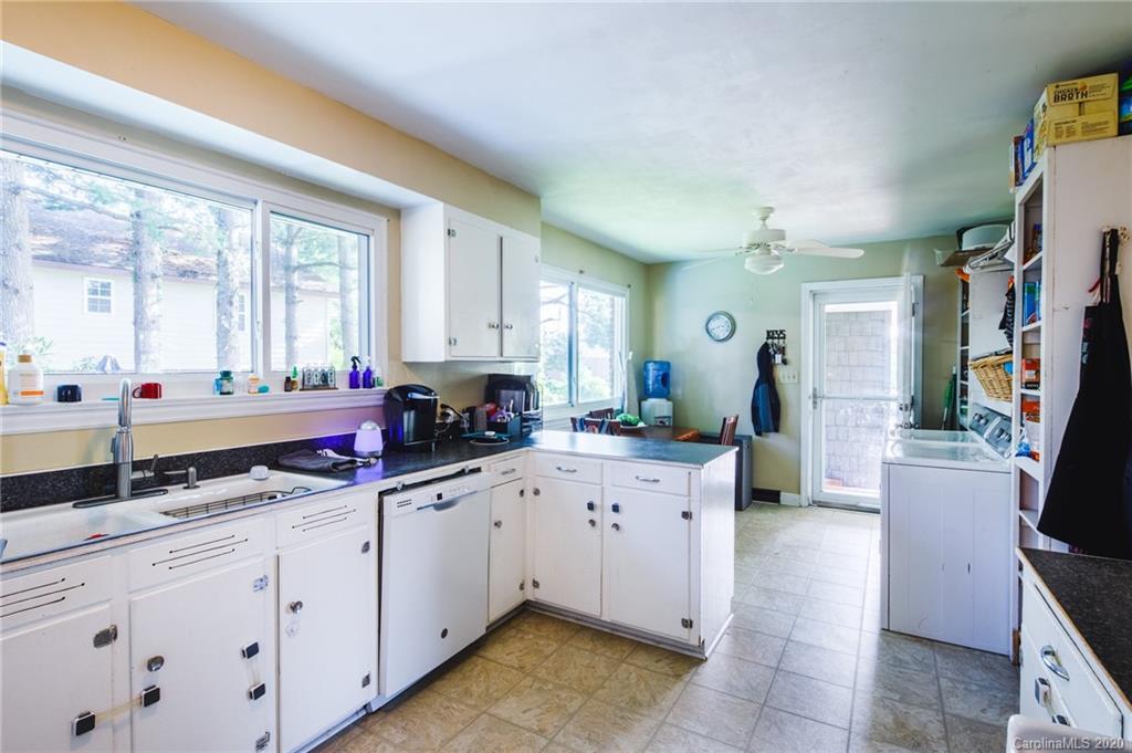 23 Fisher Road Brevard, NC 28712 - Photo 10 of 15 Gallery Image 10