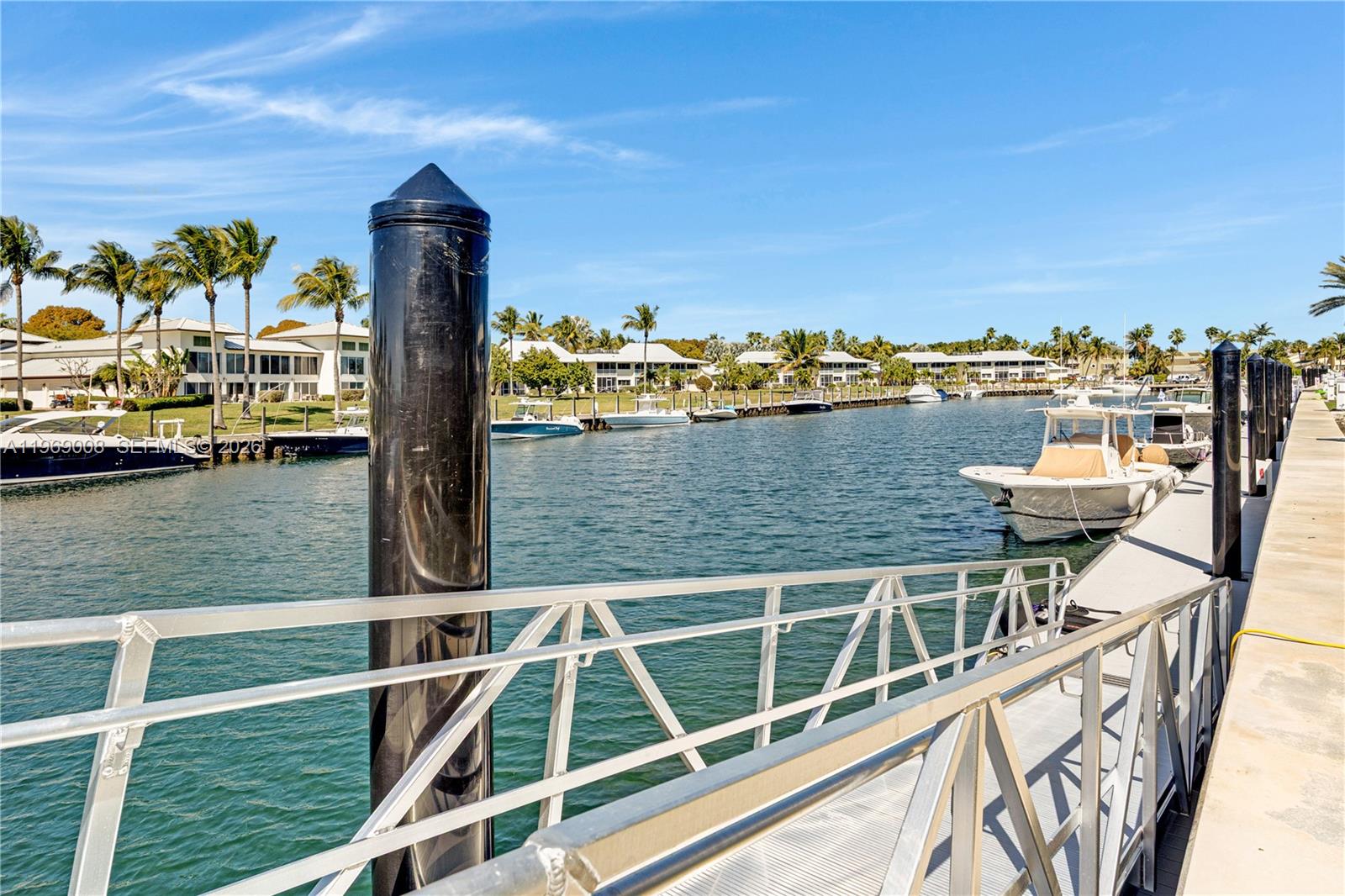 26 Marlin Lane, Unit B Key Largo, FL 33037 - Photo 15 of 16 a view of a balcony with chairs