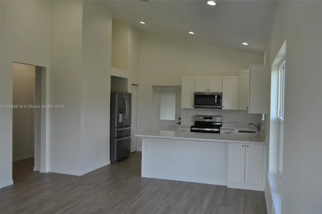 $1,800 | 4123 Mandarin Road, Unit 4123, Sebring, FL 33875