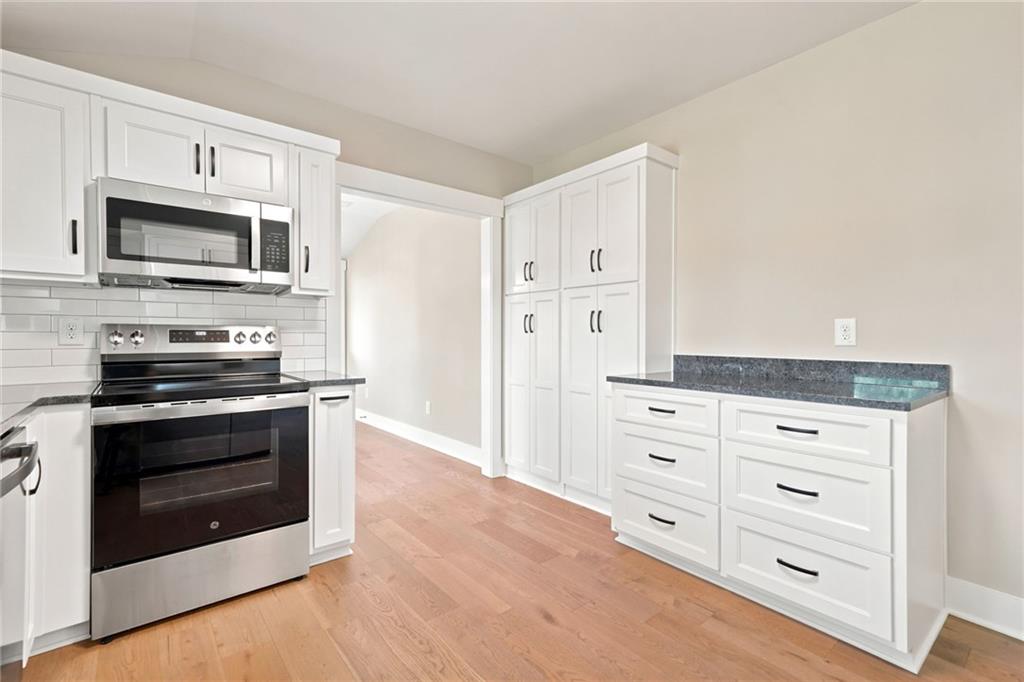 1528 New Light Road Canton, GA 30115 - Photo 6 of 30