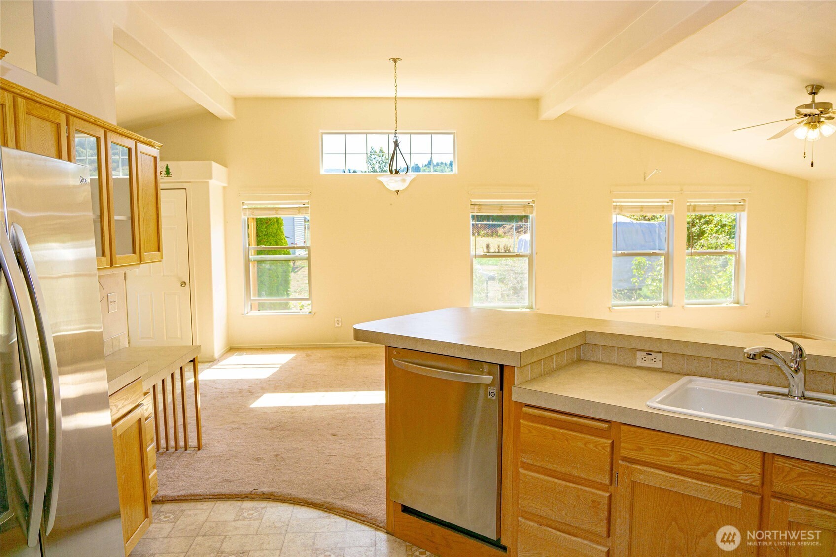 660 Elk Loop Sequim, WA 98382 - Photo 11 of 36 a bathroom with a sink and a bathtub