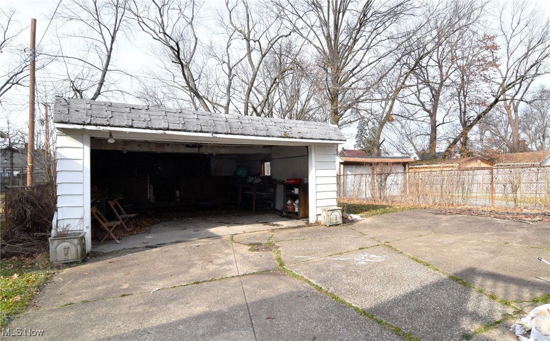 1040 Woodview Road Cleveland Heights, OH 44121 - Photo 18 of 19