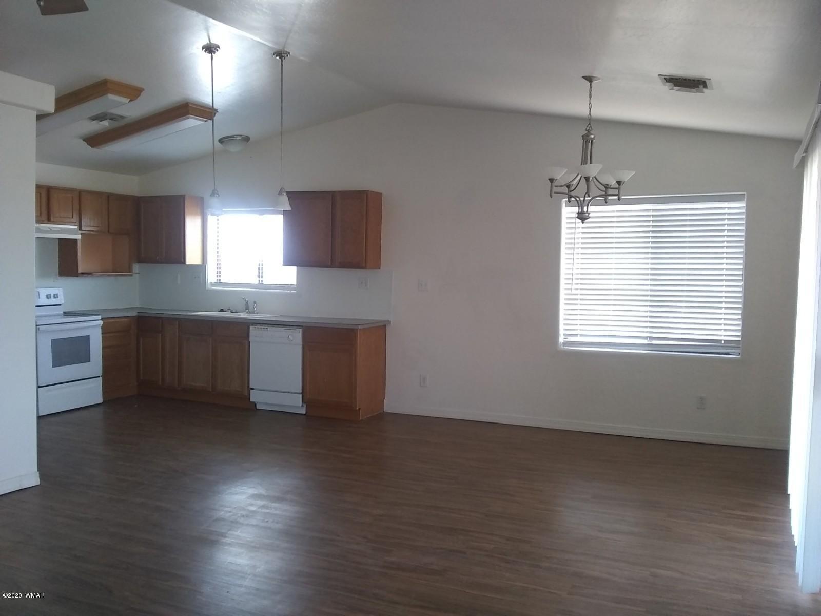1020 South 8th Street Snowflake, AZ 85937 - Photo 8 of 31